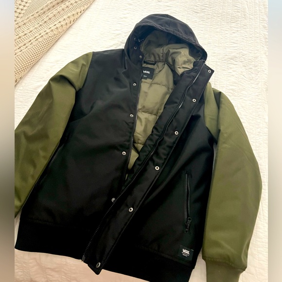 NWOT - Vans MTE winter coat - Picture 1 of 4